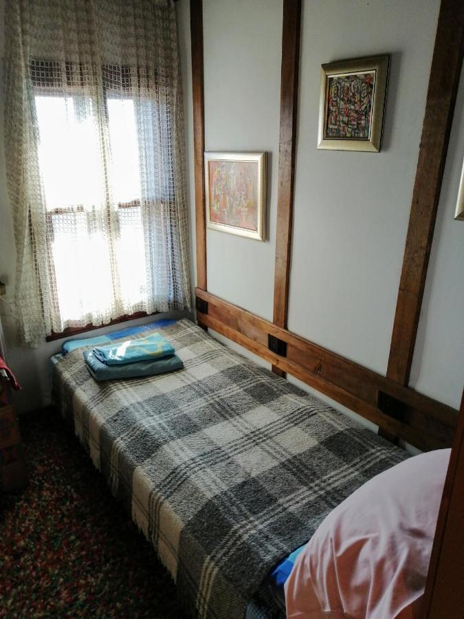 Къщата На Художника Hotel Jeravna Exterior foto